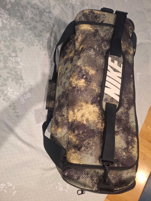 Спортен сак NIKE,чисто нов