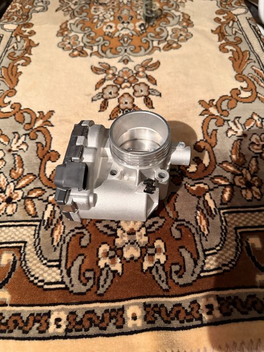 Дроссельная заслонка приора