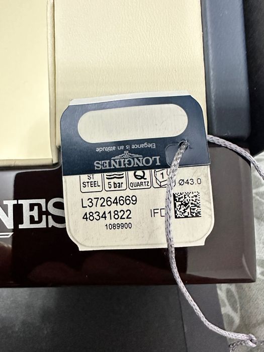 Longines Conquest V.H.P