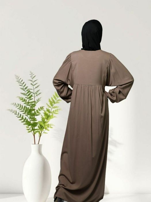 Umra uchun xadiya uchun optim va dona sifatli libosimiz