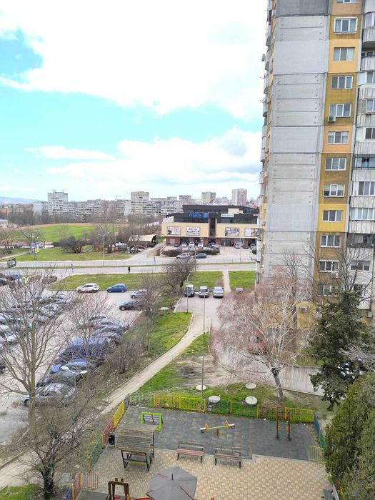 Двустаен апартамент под наем в кв. Младост