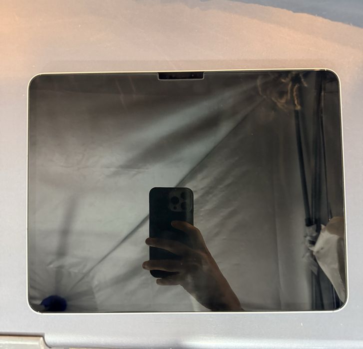 Ipad Pro 13 M5 256 Wifi Sotiladi