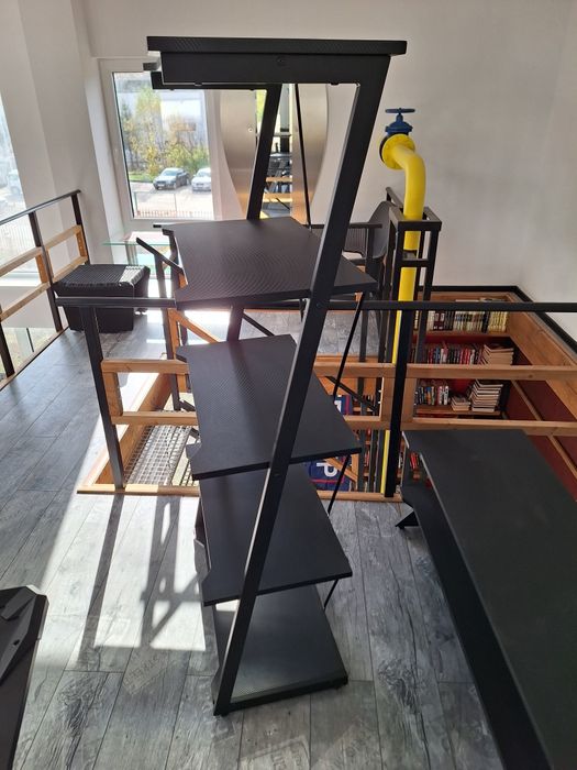 Комплект бюро стелаж и тв.шкаф.