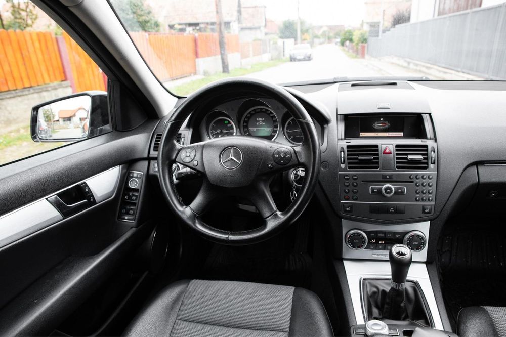 Mercedes C200 CDI manual diesel euro 5 recent adus km reali 100%