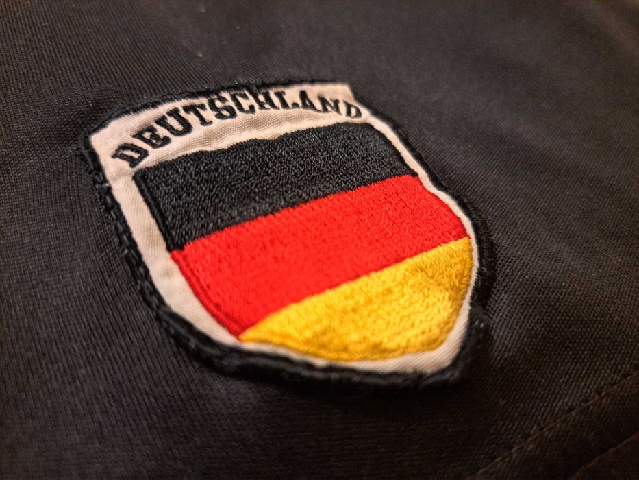 Спортни панталонки Deutschland 110 116 - черни H and M