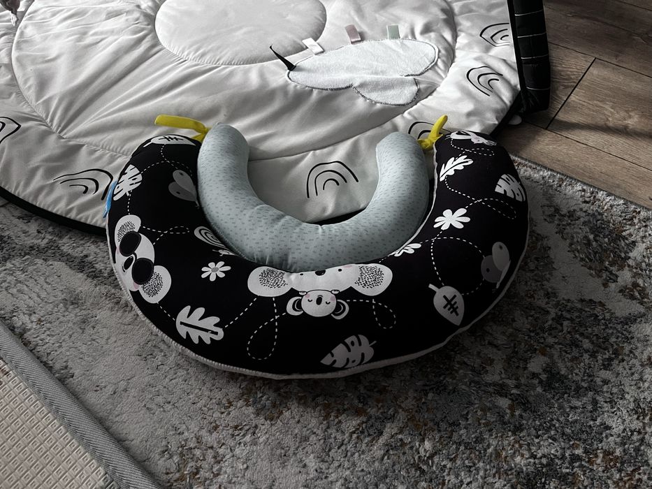 Активна гимнастика Tiny love + възглавница за време по коремче