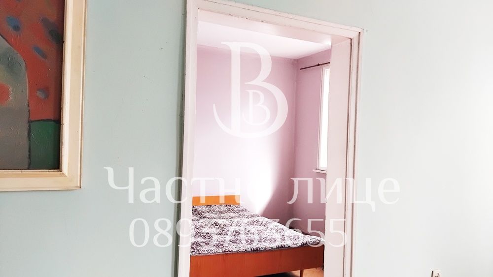 Частно лице продава апартамент в Ботевград,  центъра, 100 кв. + гараж.