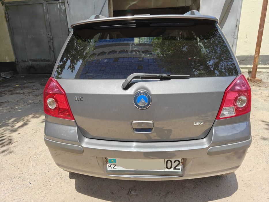 Продам GEELY MK CROSS 2013г.