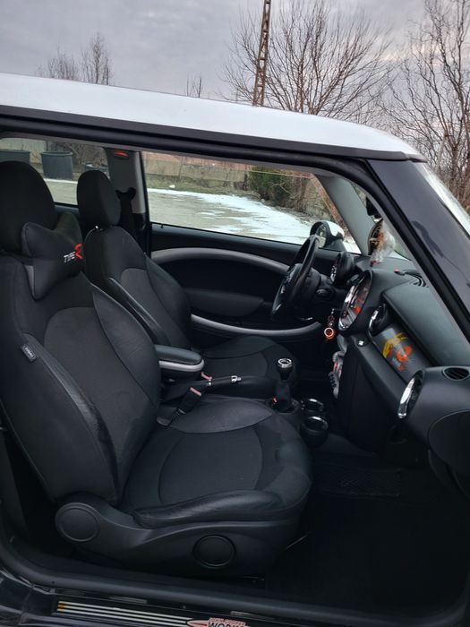 Mini-Cooper-One 2009 Face-lift/1.6 Benzina Euro 5/160 CP