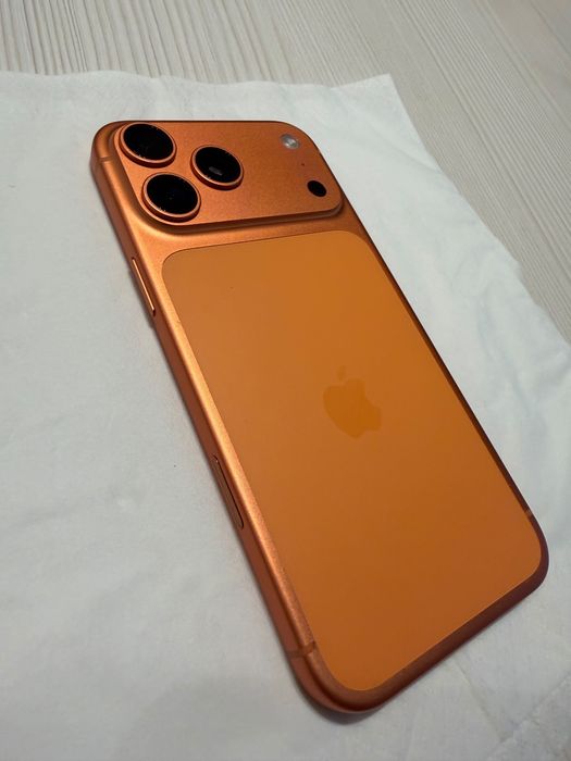 Iphone 17 Pro Max 2TB Cosmic Orange