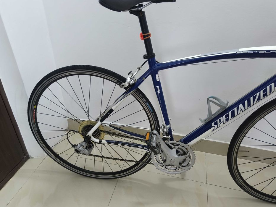 semicursiera specialized secteur
