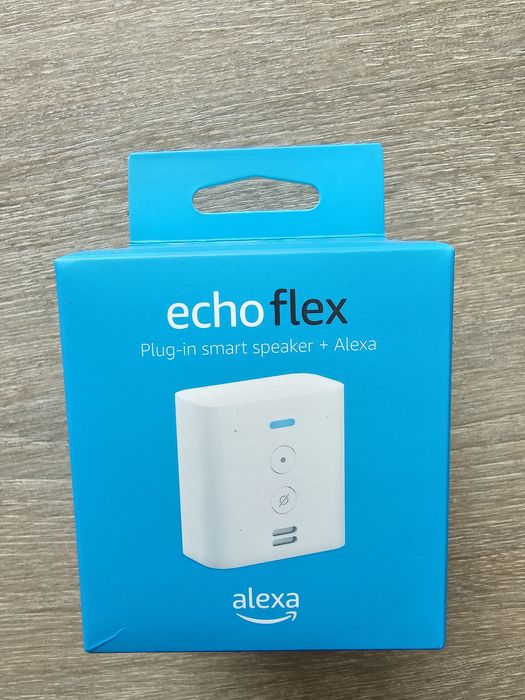 Чисто нов Amazon Echo Flex – Смарт високоговорител с Alexa