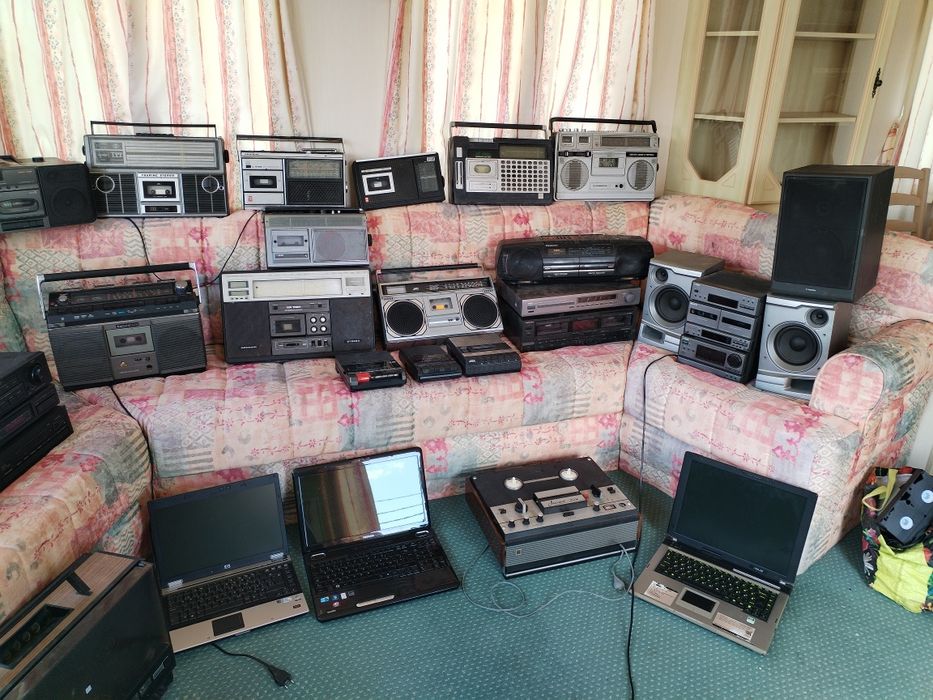Vind radiocasetofoane