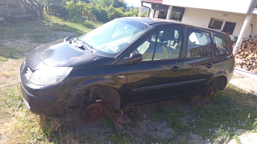 Renault Grand Scenic II 2004