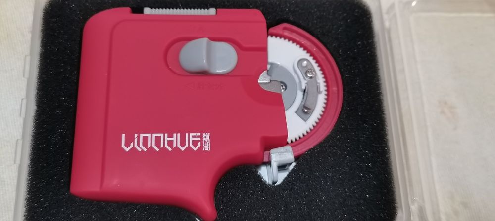 Aparat de legat carlige