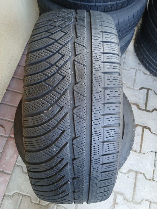 Vind 2 Anvelope 225 45 18 Michelin .m.s  profil bun