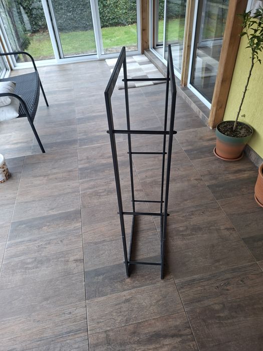 Поставка за дърва