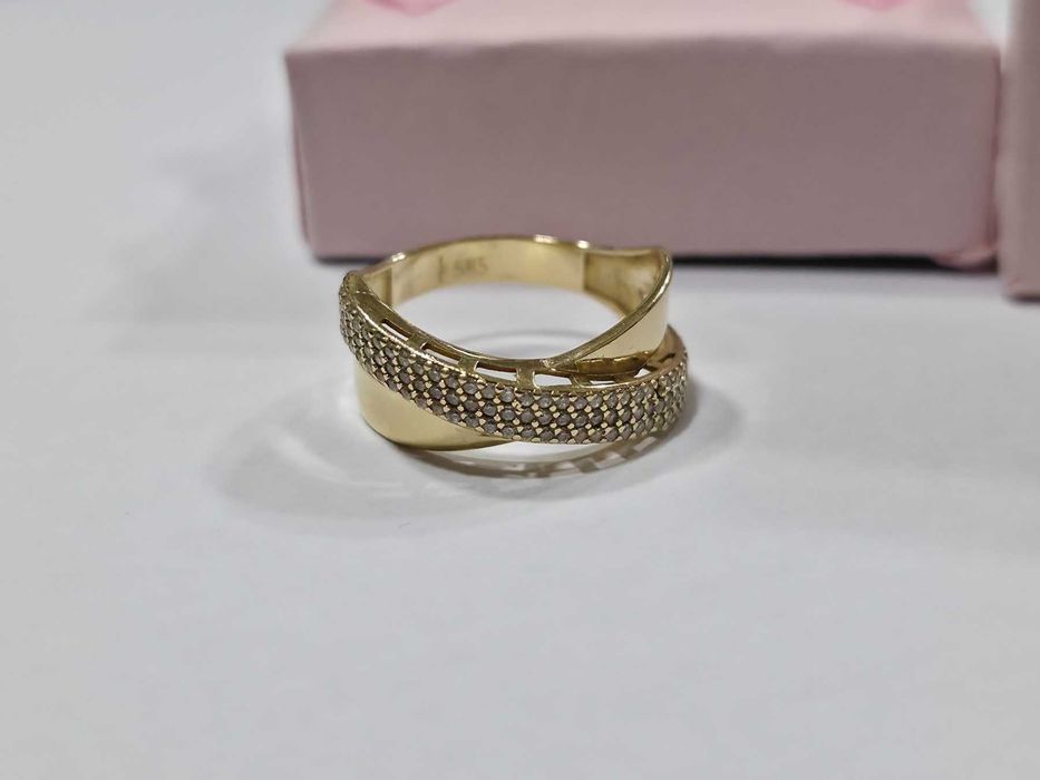 Дамски златен пръстен 14К 585 / 2,68 гр.