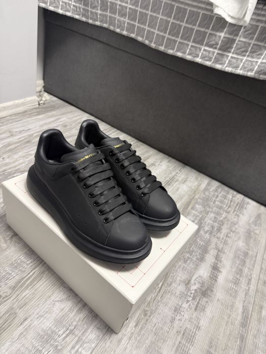 Обувки Alexander McQueen