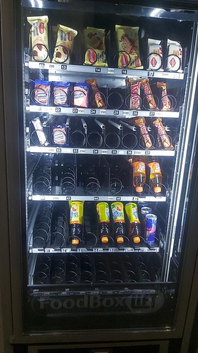 Снек аппарат Foodbox lift