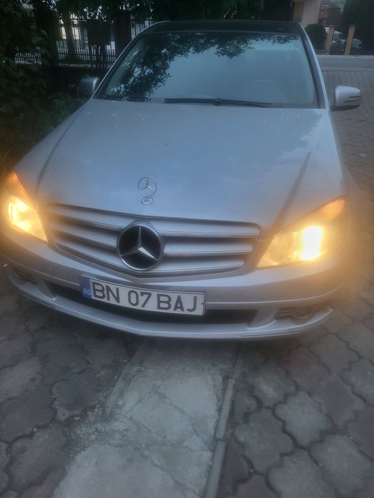 Vand Mercedes C180 diesel  fabricatie2010,270.000km,