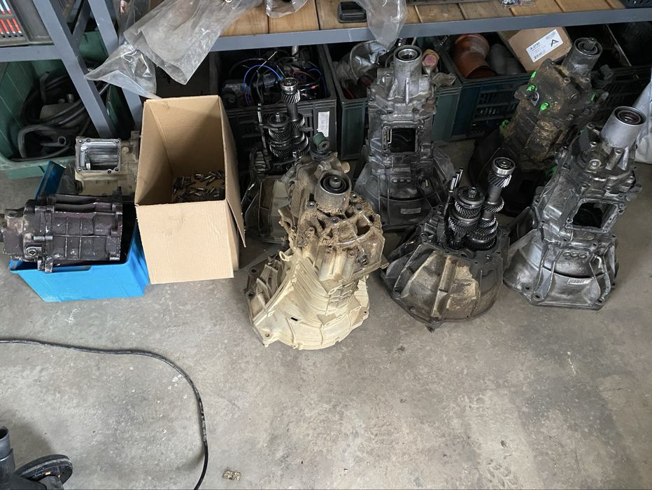 Vand sau repara cutie viteza jimny R72