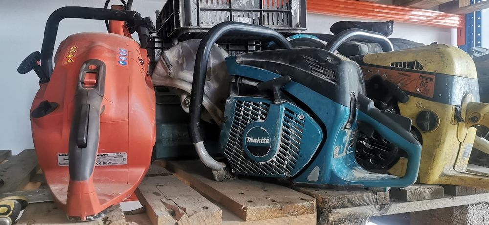 Scule construcții, mai compactor, elicopter betoane, placa compactoar