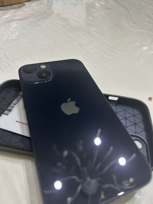 iphone 13.