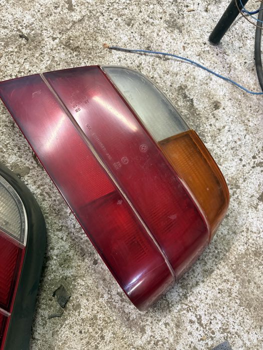 Продам задний фонари бмв е38