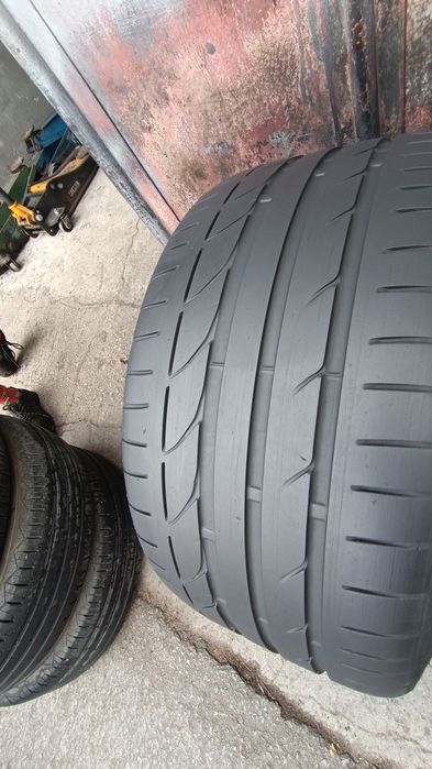 285/30/19 Bridgestone