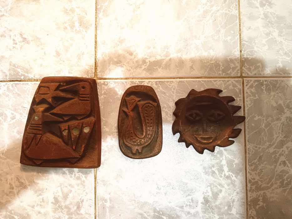 Стари глинени орнаменти