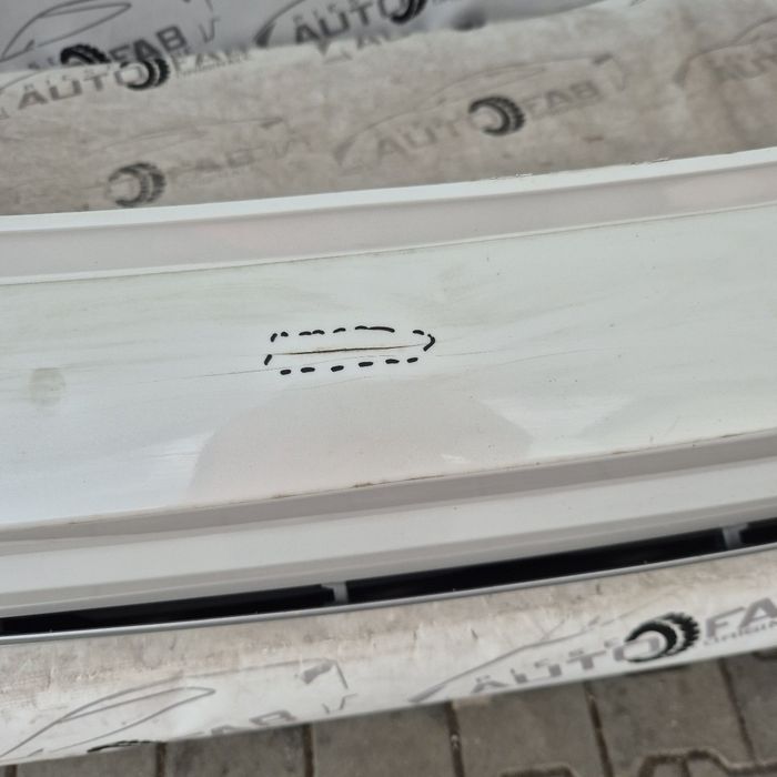 Bara spate Mitsubishi Outlander Facelift an 2018-2019-2020-2021