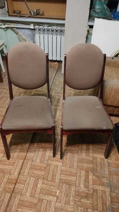 Пара стульев, мебель