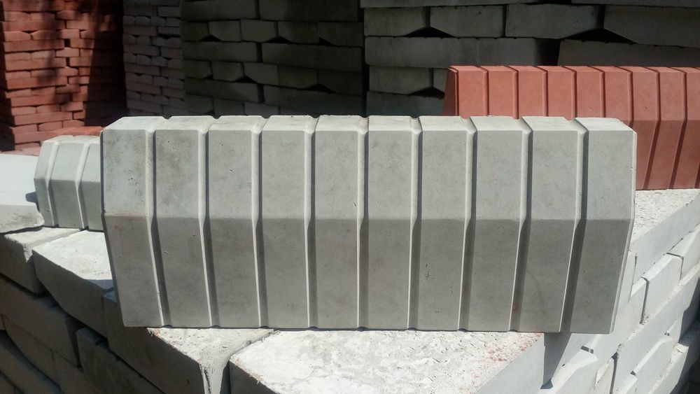 Брусчатка, плитка тротуарная. Поребрики