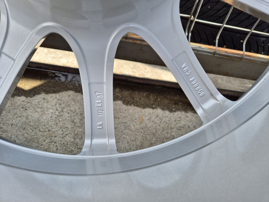 Джанти Borbet 17 цола , 5х112 , 8j ,et37 , 225/50/17 Mercedes  Audi