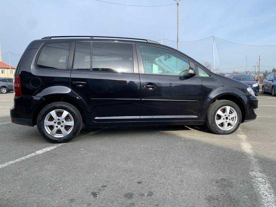 VW Touran de Familie cu 7 Locuri 2009 United Dotat Impecabil 1.9 TDI