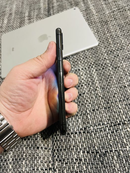 Iphone x gray 256 gb baterie 94% liber de icloud