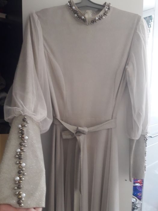 Продам вечерние платья!