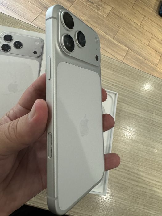 iPhone 17 Pro Max Silver 256gb