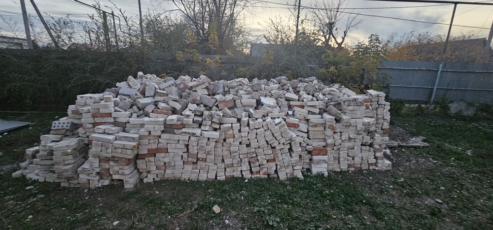 Кирпичи б/у самовывоз
