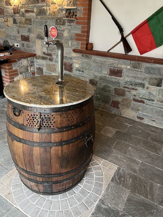 Професионална машина за наливна бира , вградена в бъчва