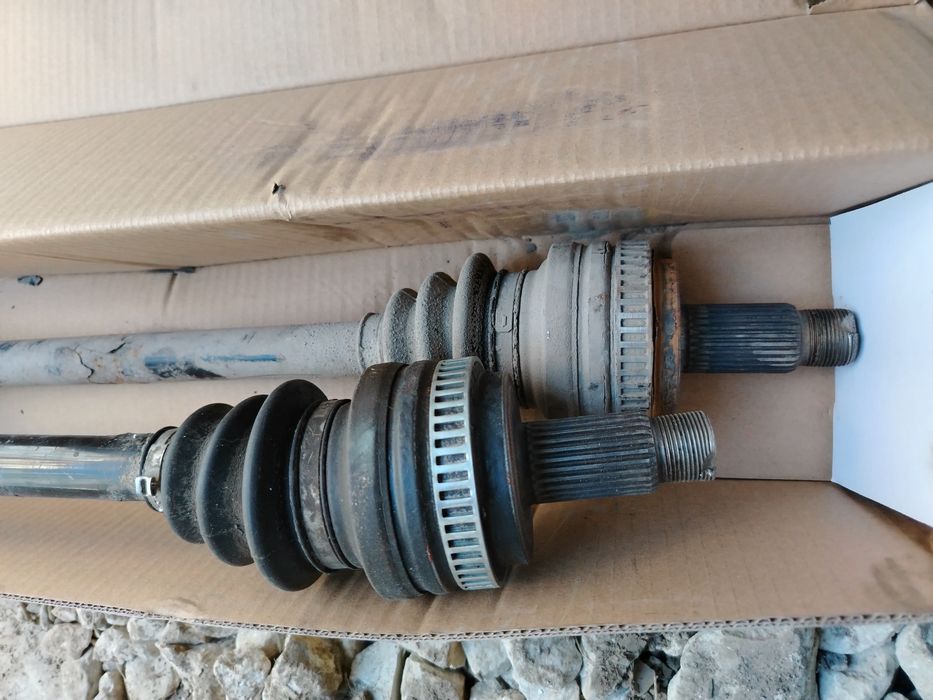 Полуоски бмв е87