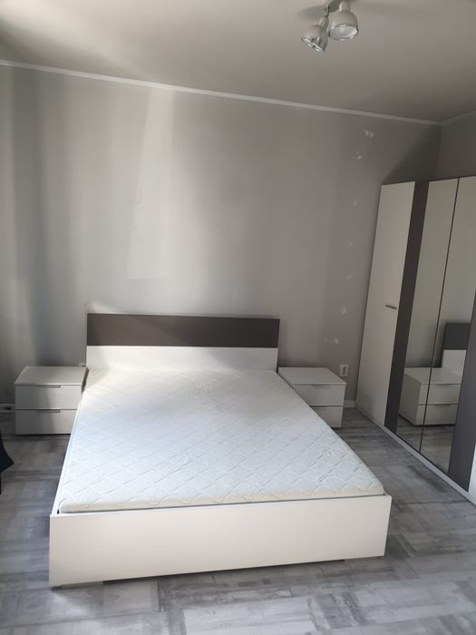 Inchiriez apt 3 cam, 80 MP cu gradina si 2 parcari