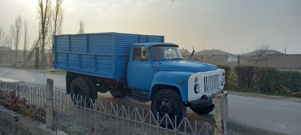 Gaz 53 sotiladi holati yaxshi