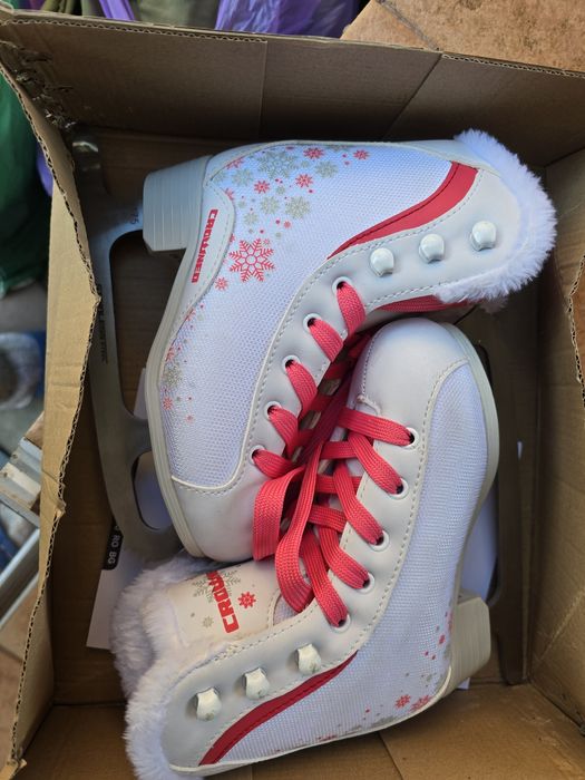 Patine gheata marimea 28