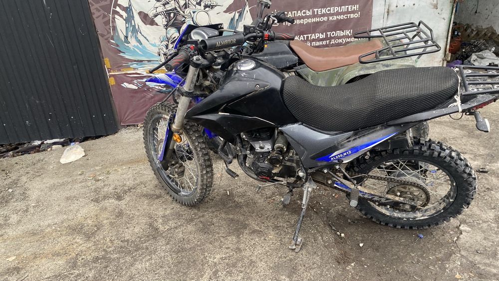 Эндуро 250 куб двигатель поставлен новый пробег 600 км