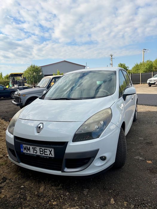 Renault scenic 2011