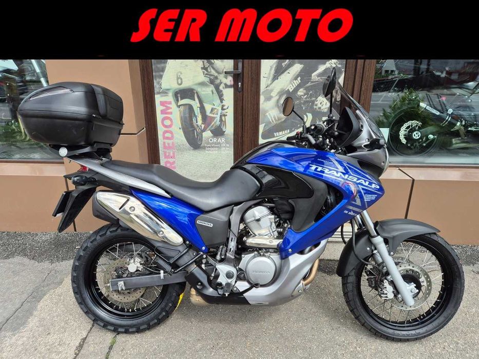 Honda Transalp 700 ~ Garantie ~ Rate FIXE ~