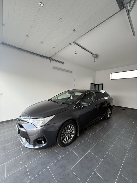 TOYOTA Avensis 2016 — imagine 2