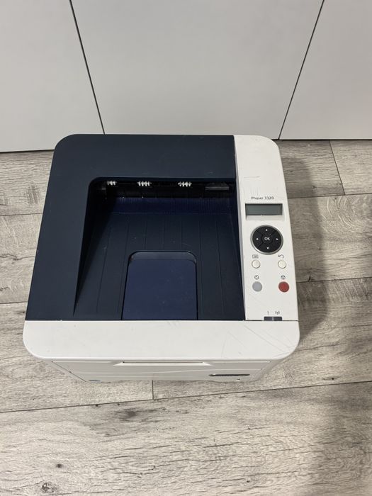 Продам принтер Xerox Phaser 3320
